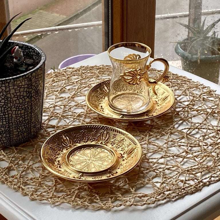 Gold Color Safa Tea Cups Set For Six Person