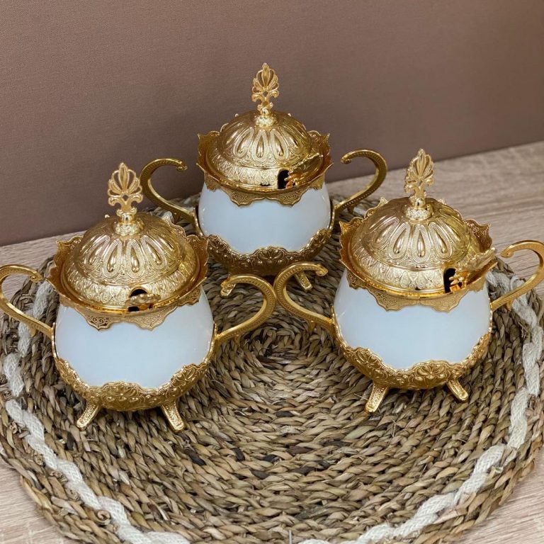 Gold Color Luxury Porcelain Sugar Bowl with Lid and Spoon